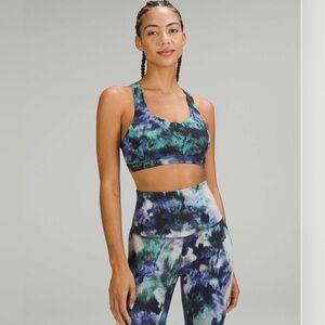 Lululemon Free to Be Serene Bra Light Support C/D
Meteor Wash Print Multi Size 8